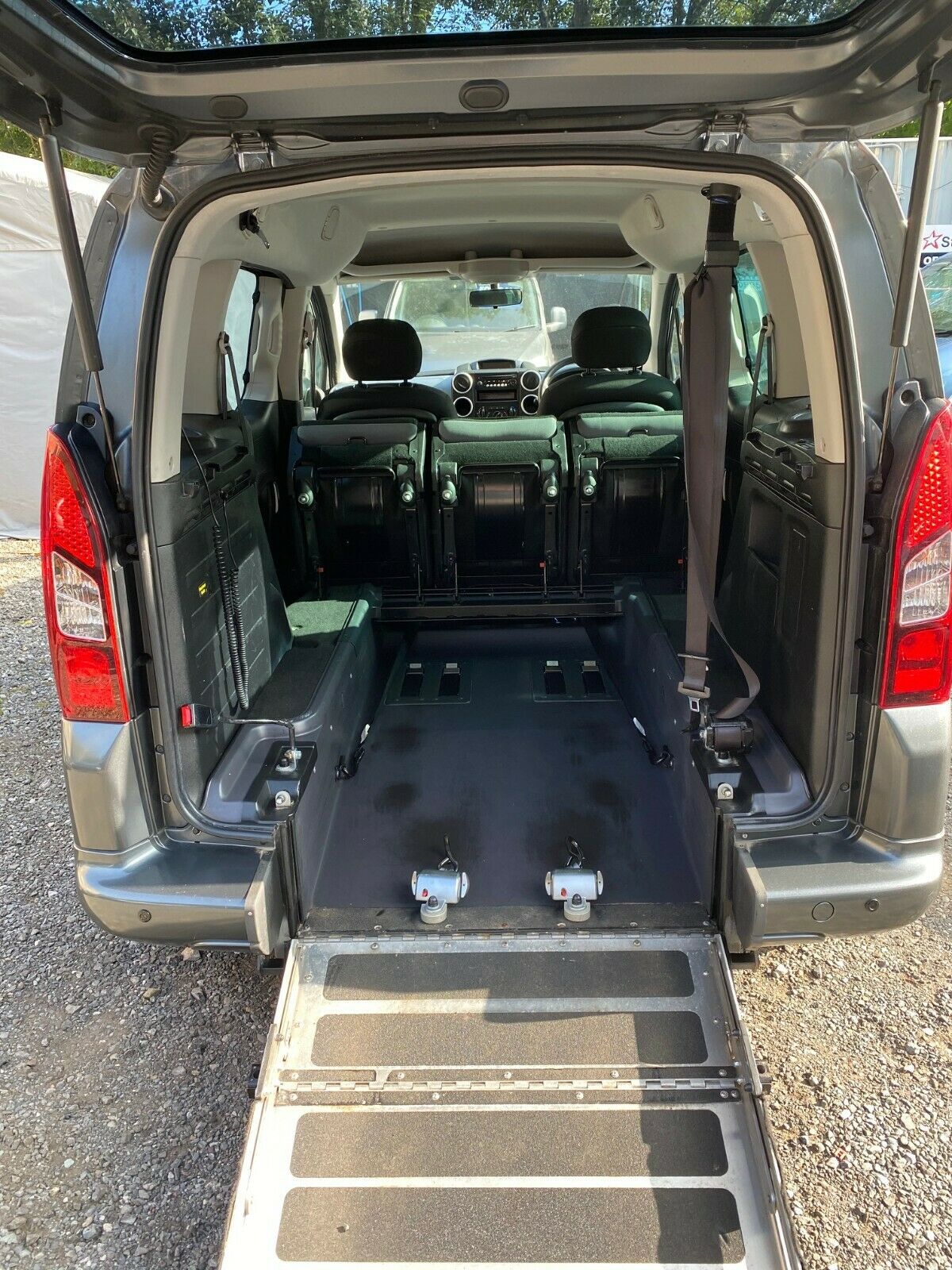 2015 PEUGEOT PARTNER HORIZON WHEELCHAIR ACCESSIBLE VEHICLE WAV GREY 5